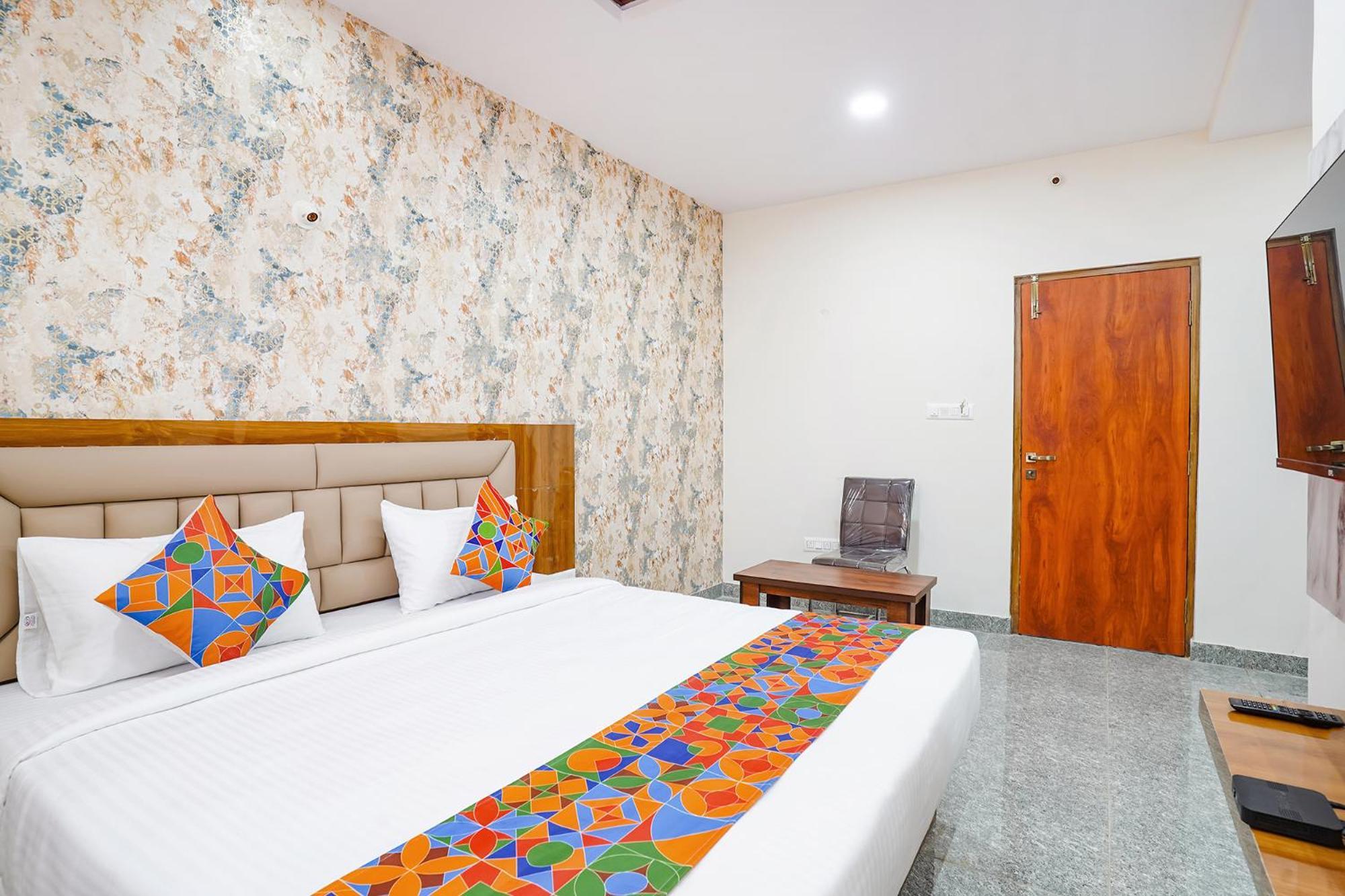 Fabhotel Platinum Palace - Nr Magadi Main Road Bangalore Esterno foto