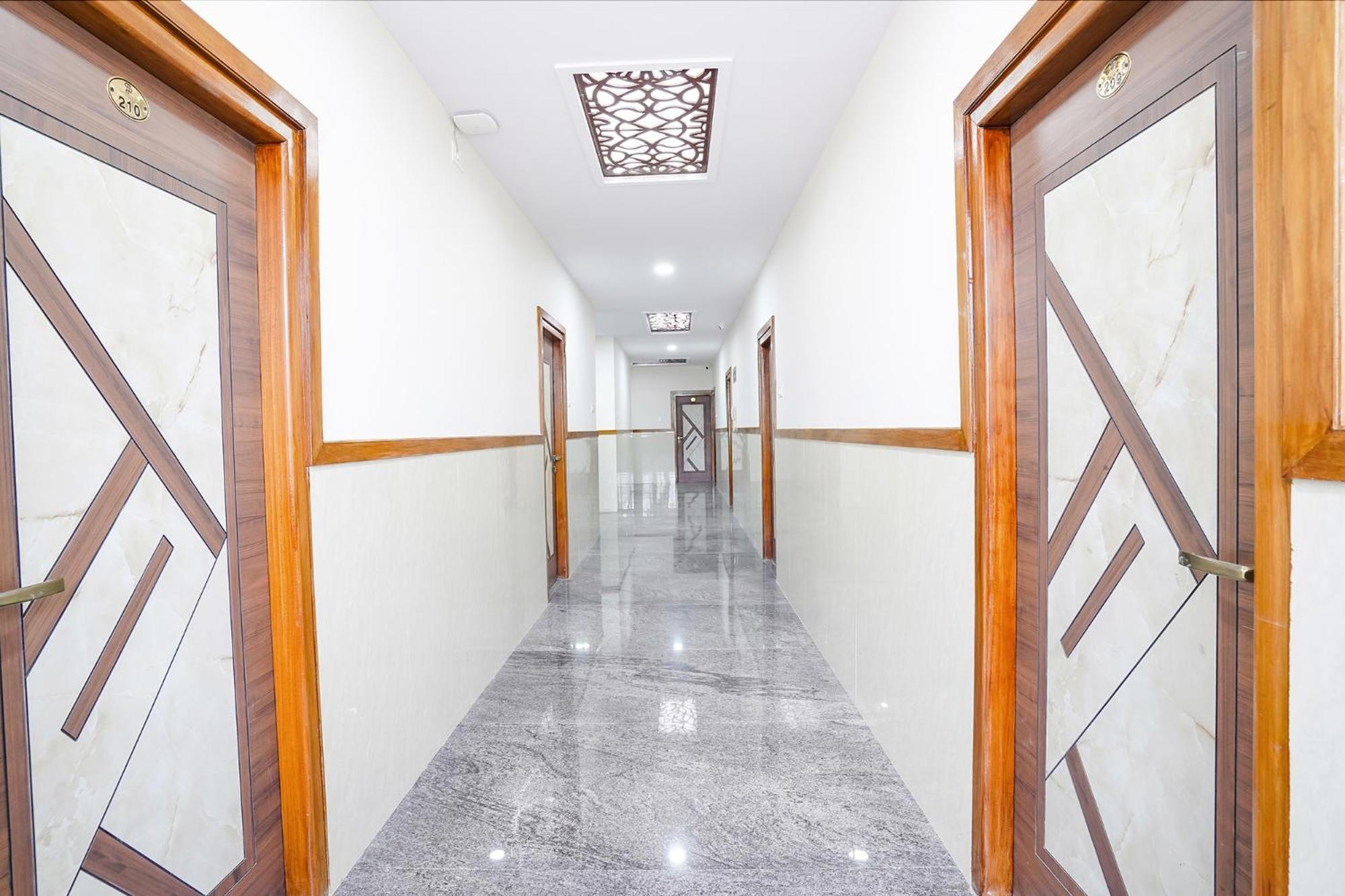 Fabhotel Platinum Palace - Nr Magadi Main Road Bangalore Esterno foto